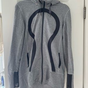Lululemon hoodie in size 12 - herringbone gray in great condition.